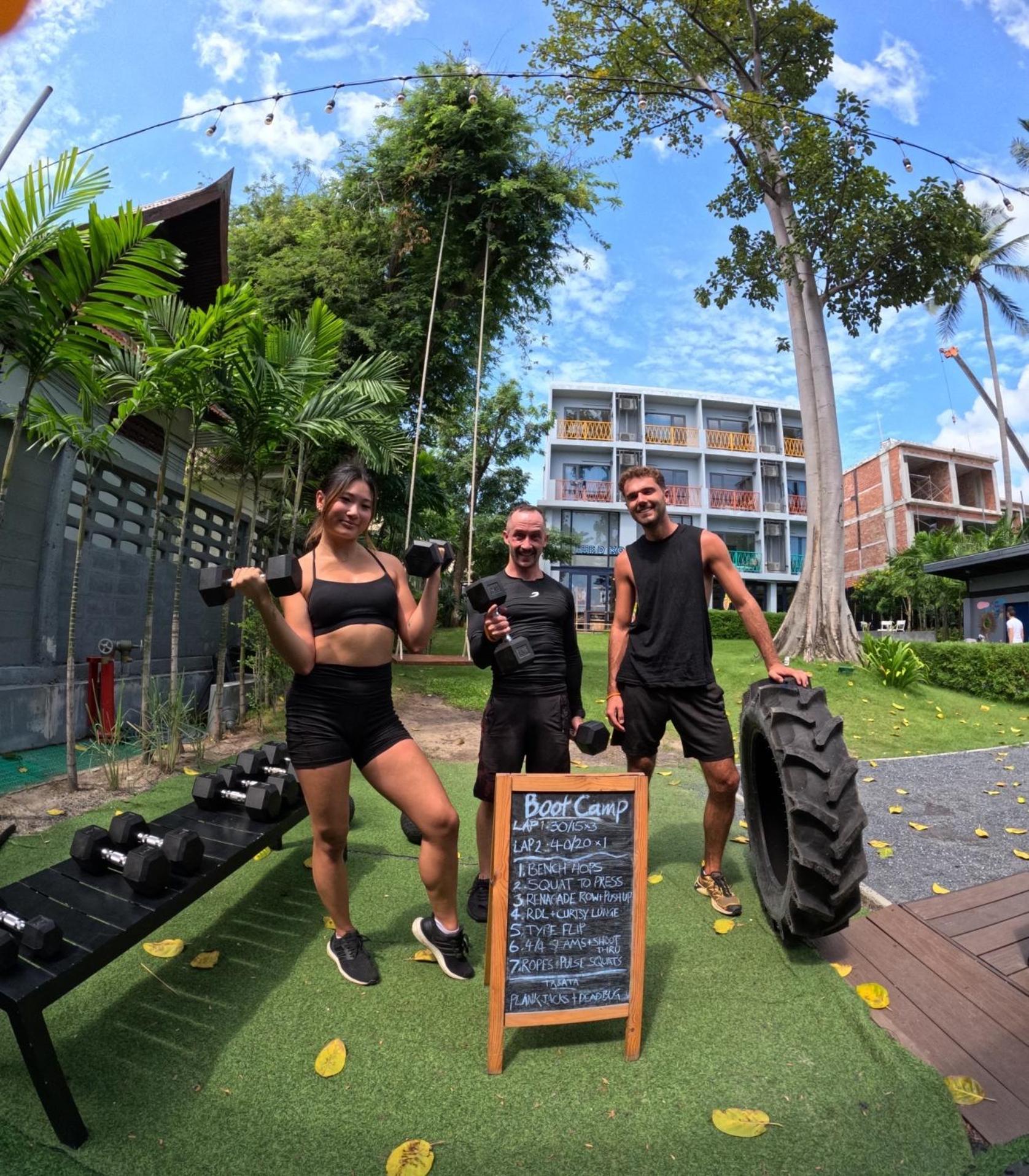 Lub D Koh Samui Chaweng Beach - Beachfront & Vibrant Social Vibe Hotel Exterior photo